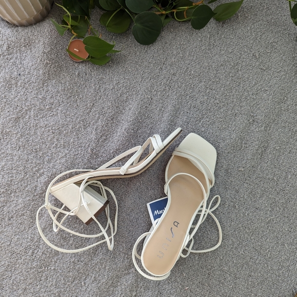 Unisa Shoes - NWT Unisa Heels